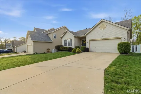 $350,000 | 907 Daffodil Trail, O'Fallon, MO 63368