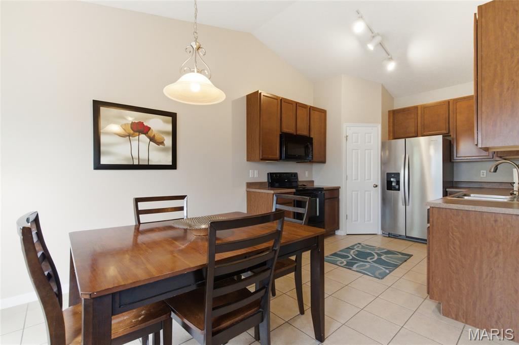 907 Daffodil Trail O'Fallon, MO 63368 - Photo 10 of 45
