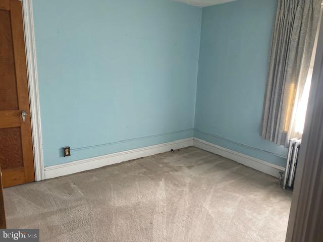 1524 Fairview Street Reading, PA 19606 - Photo 5 of 8