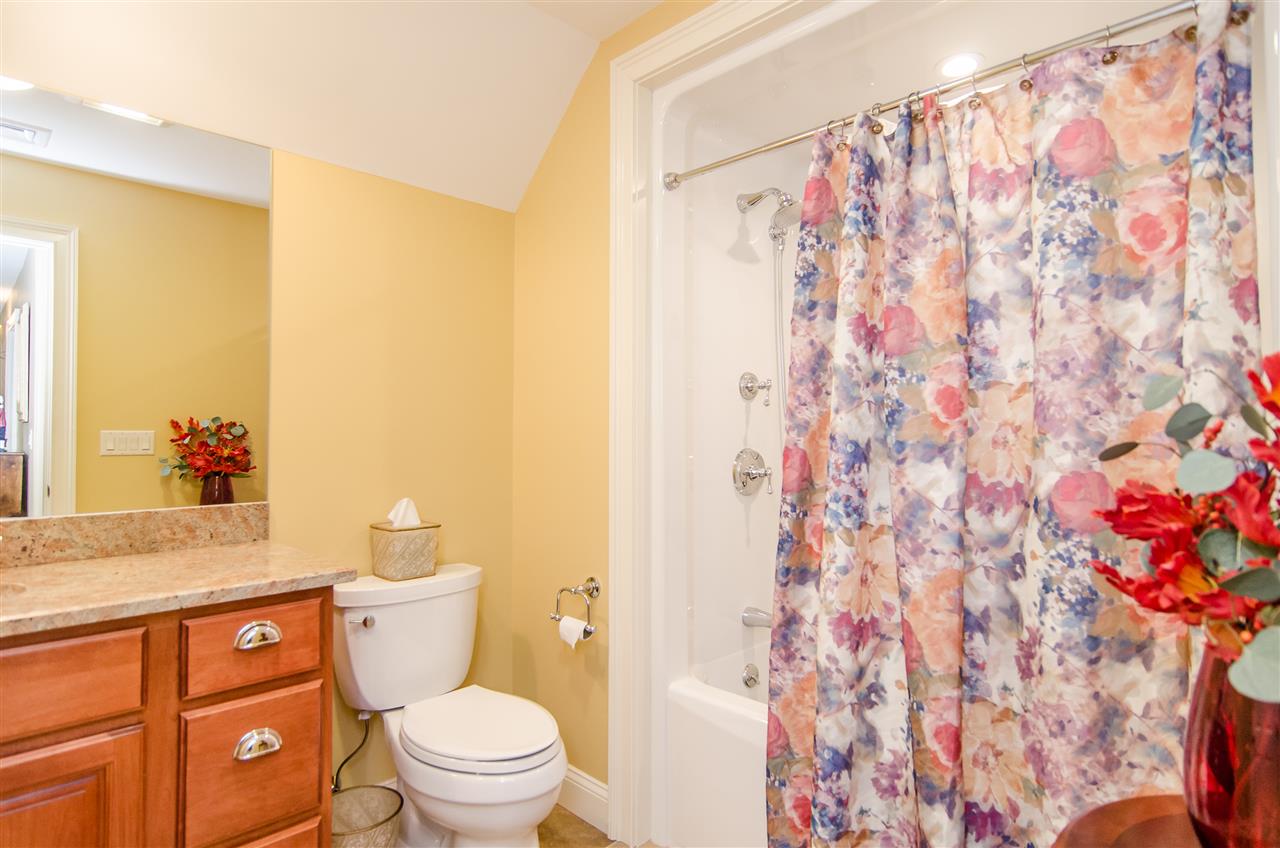 812 Hooksett Road Auburn, NH 03032 - Photo 29 of 36