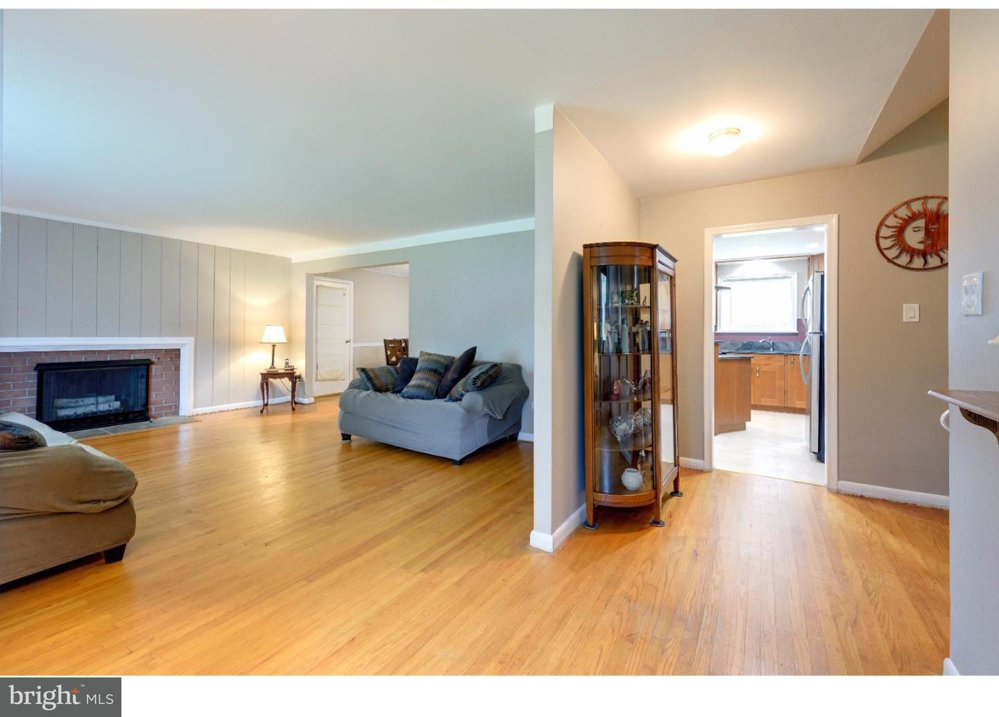 250 Brookmead Road Wayne, PA 19087 - Photo 2 of 25
