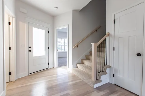 $560,000 | 7350 Northwest Clore Drive, Parkville, MO 64152