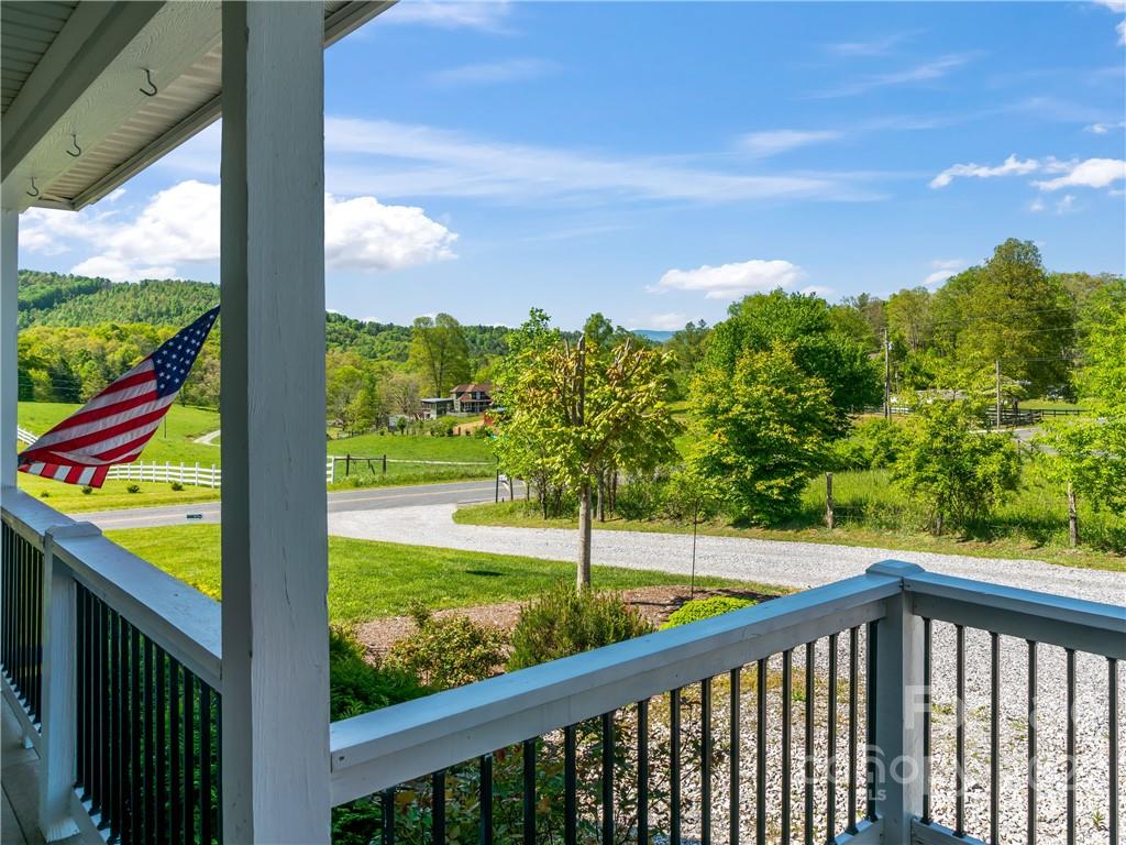 24 Sproles Road Spruce Pine, NC 28777 - Photo 3 of 32 Gallery Image 3