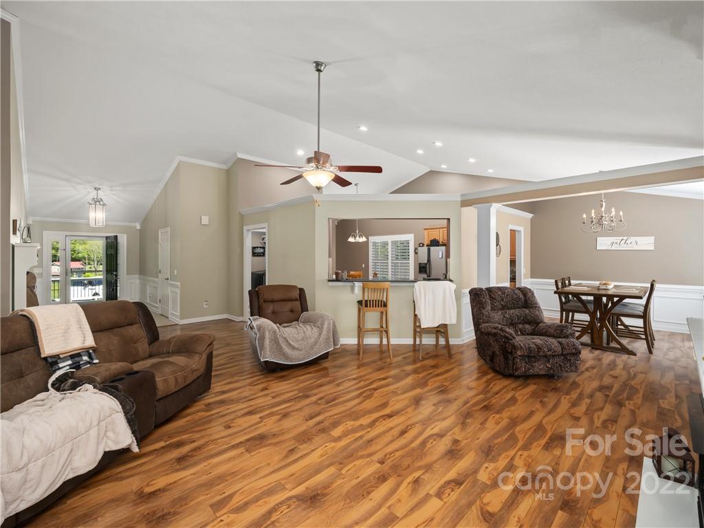 24 Sproles Road Spruce Pine, NC 28777 - Photo 6 of 32 Gallery Image 6