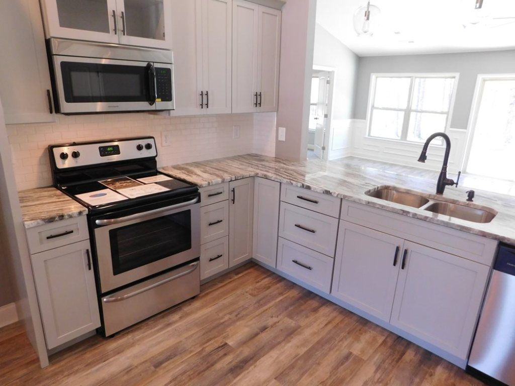 1037 Kings Road Anderson, SC 29621 - Photo 13 of 26