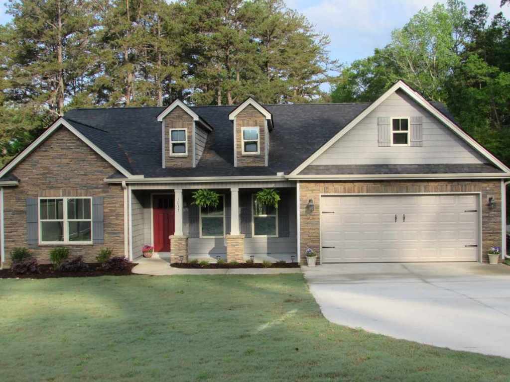 1037 Kings Road Anderson, SC 29621 - Photo 3 of 26