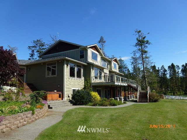 1594 West Beach Road Oak Harbor, WA 98277 - Photo 1 of 1 Gallery Image 1