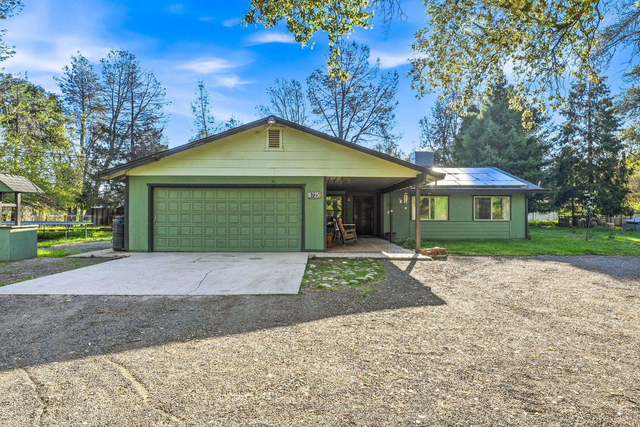 6725 Park Ridge Drive Anderson, CA 96007 - Photo 3 of 46 Front