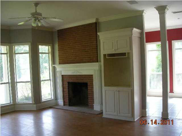 190 Kiddie Road Lena, MS 39094 - Photo 3 of 8 Living room