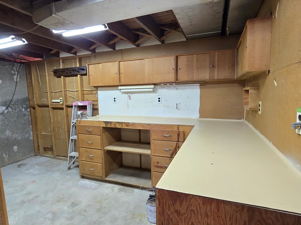 37 Riverview Drive Ashland, MA 01721 - Photo 30 of 30 a utility room with dryer and washer