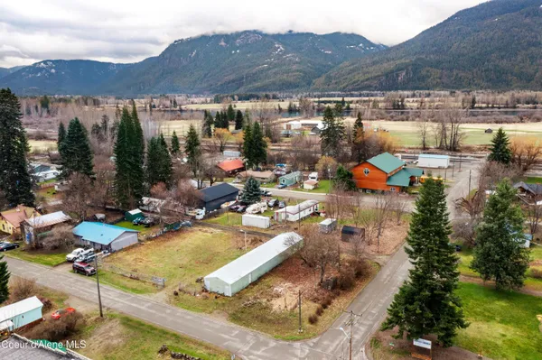 $225,000 | 102 East 2nd Avenue, Clark Fork, ID 83811