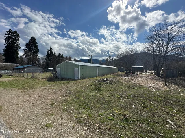 $225,000 | 102 East 2nd Avenue, Clark Fork, ID 83811