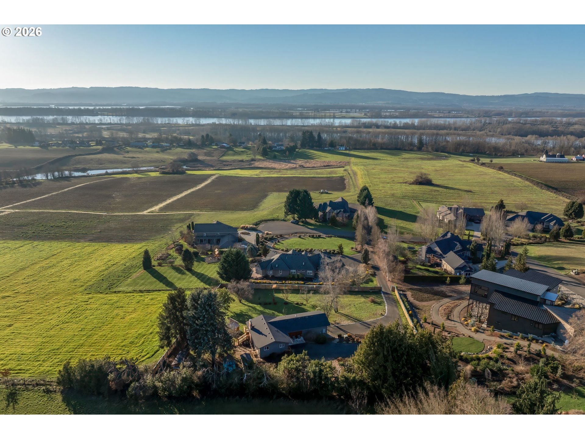 6409 Northwest 202nd Circle Ridgefield, WA 98642 - Photo 36 of 39 a view of an ocean and beach
