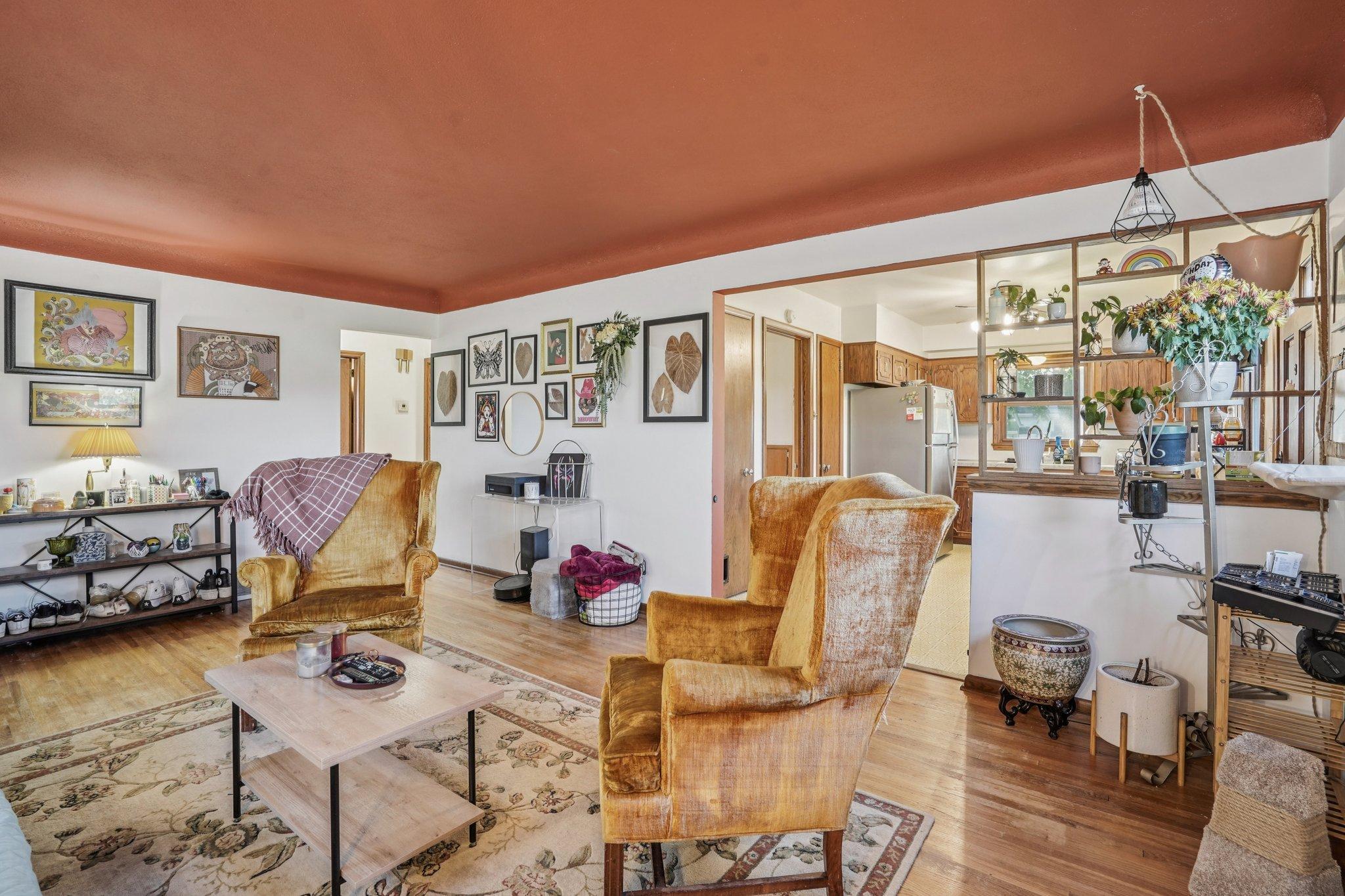 4256 Jackson Street Northeast Columbia Heights, MN 55421 - Photo 5 of 29