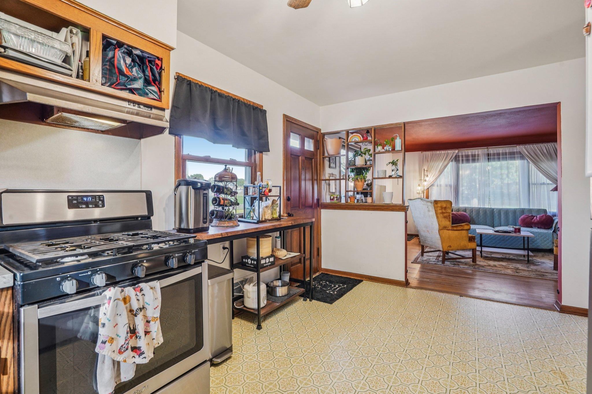 4256 Jackson Street Northeast Columbia Heights, MN 55421 - Photo 10 of 29