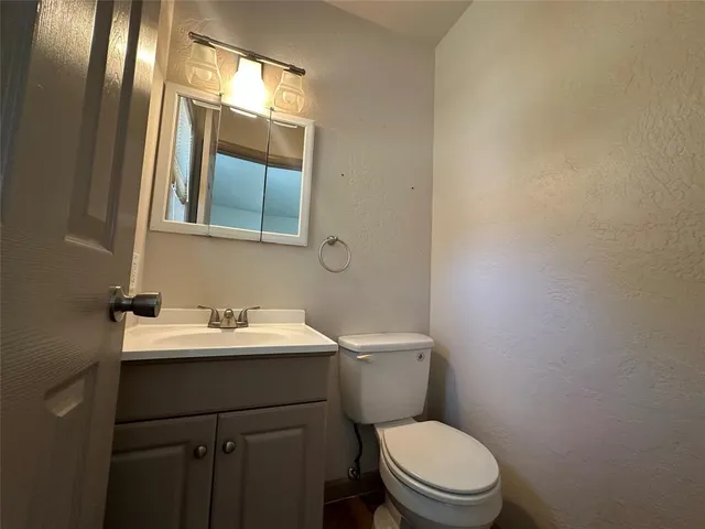 $1,599 | 330 East Wilson Avenue, Pilot Point, TX 76258