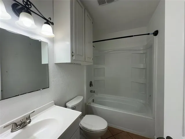 $1,599 | 330 East Wilson Avenue, Pilot Point, TX 76258