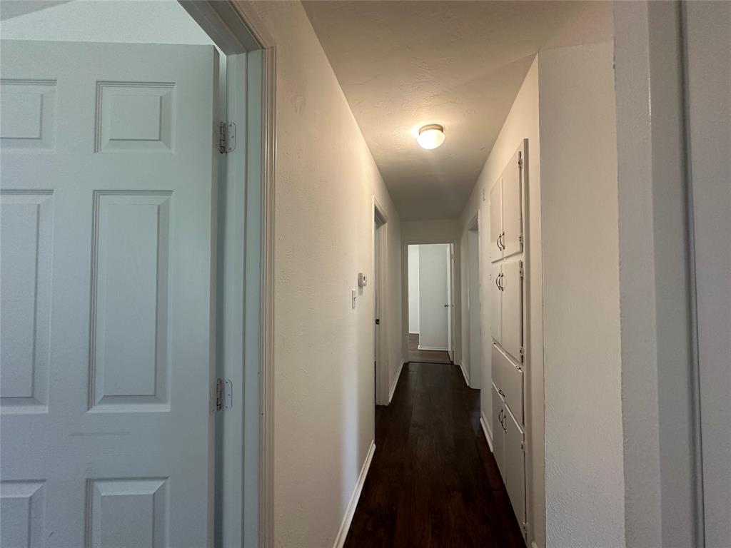 330 East Wilson Avenue Pilot Point, TX 76258 - Photo 10 of 18