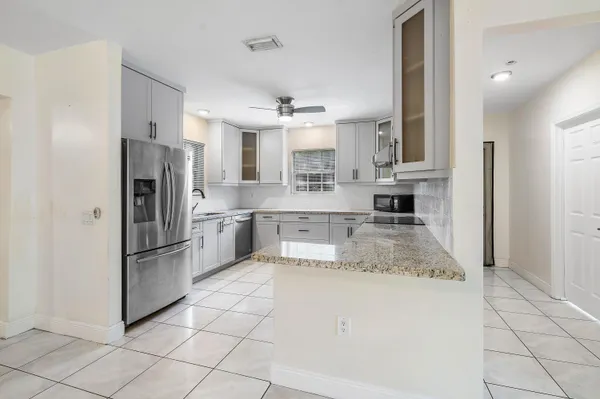 $4,400 | 6130 Edwards Road, Pompano Beach, FL 33063