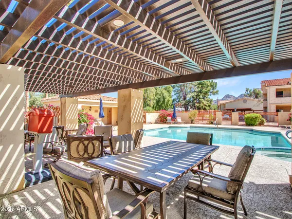 $299,900 | 1333 East Morten Avenue, Unit 105, Phoenix, AZ 85020