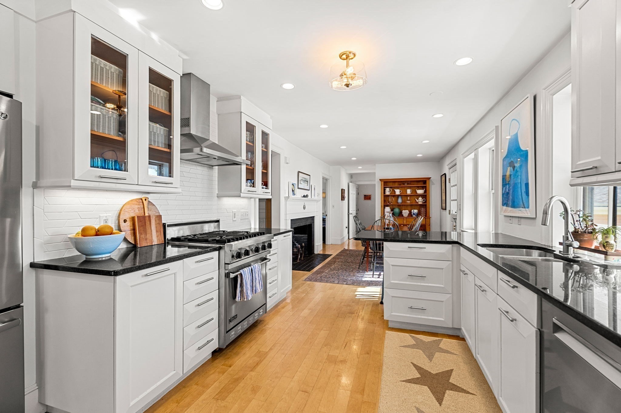 12 Bennett Street Manchester, MA 01944 - Photo 2 of 37 Gallery Image 2