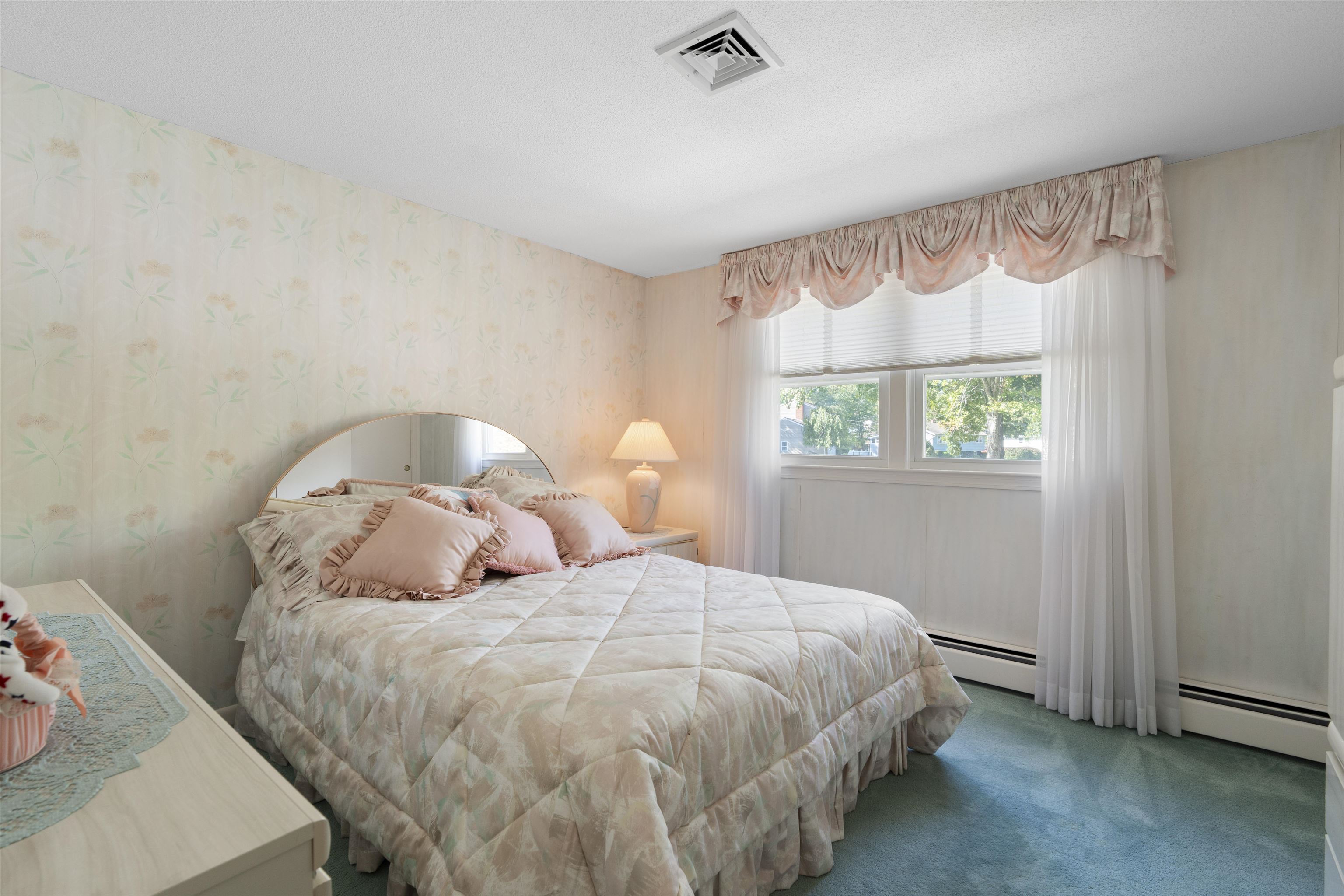 25 Marianna Road Salem, NH 03079 - Photo 2 of 26 Gallery Image 2