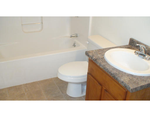 5 B Rock Marsh Road, Unit 5B Wareham, MA 02571 - Photo 5 of 6 Gallery Image 5