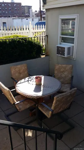 $675,000 | 20 Lawn Avenue, New Rochelle, NY 10801