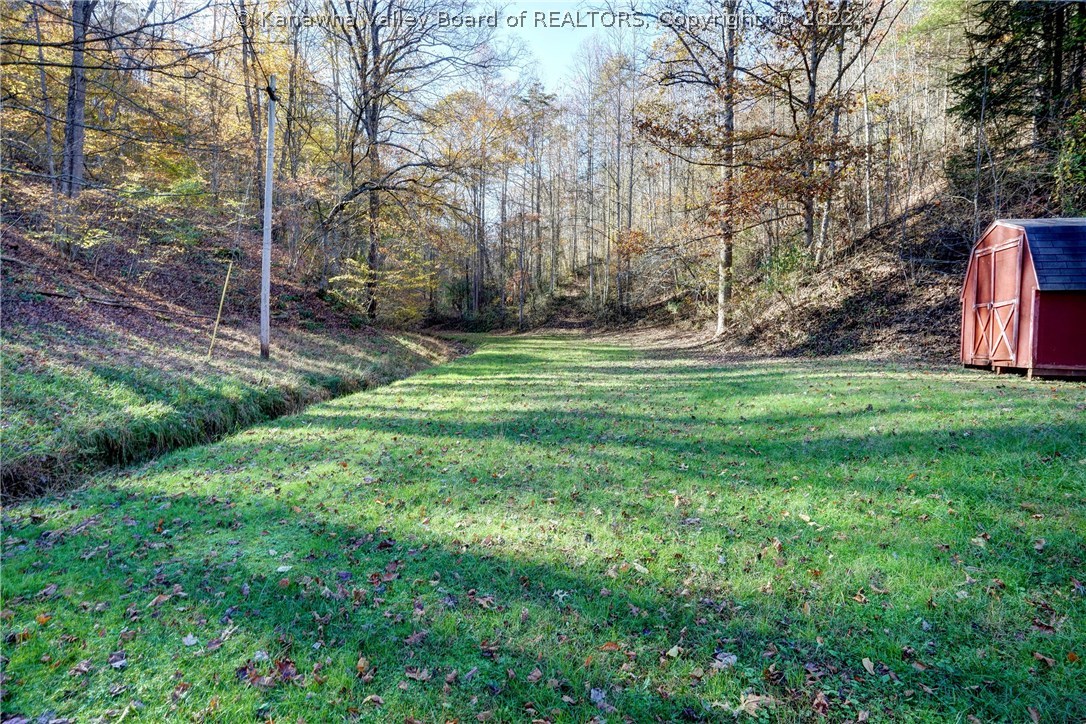 182 Tahoe Road Charleston, WV 25320 - Photo 21 of 27 Gallery Image 21