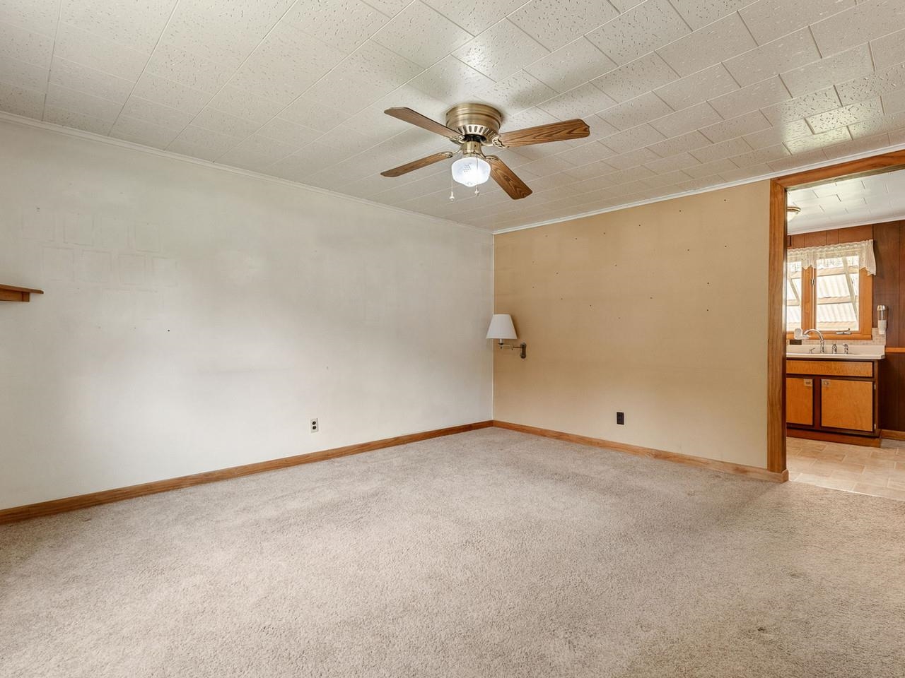 149 Woodlawn Road Burlington, VT 05408 - Photo 14 of 49