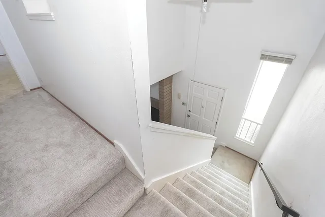 $299,000 | 424 Florin Road, Sacramento, CA 95831