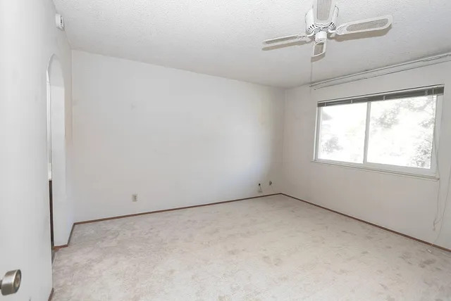 $299,000 | 424 Florin Road, Sacramento, CA 95831