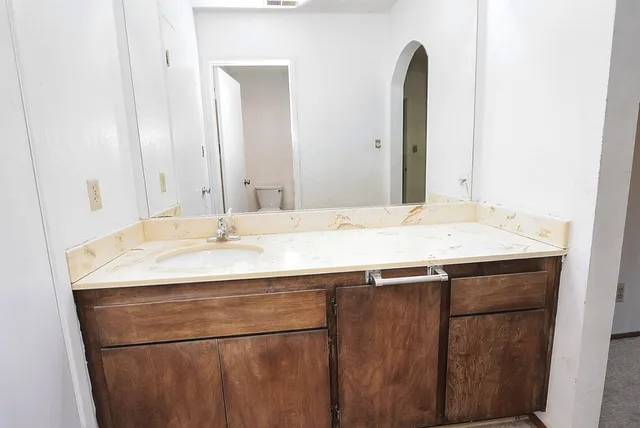 $299,000 | 424 Florin Road, Sacramento, CA 95831