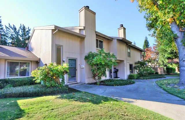 $299,000 | 424 Florin Road, Sacramento, CA 95831