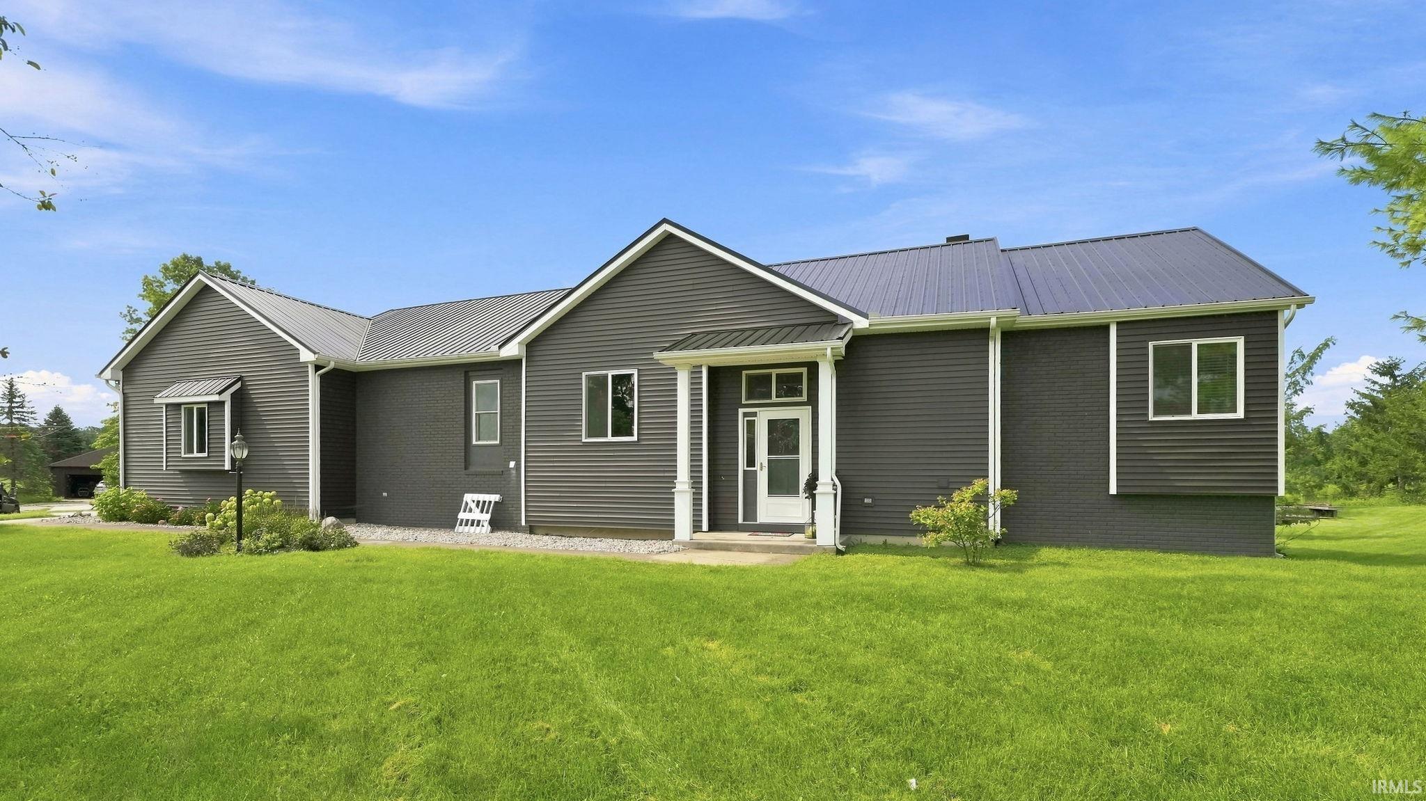 14521 Halter Road Leo, IN 46765 - Photo 1 of 44 Gallery Image 1