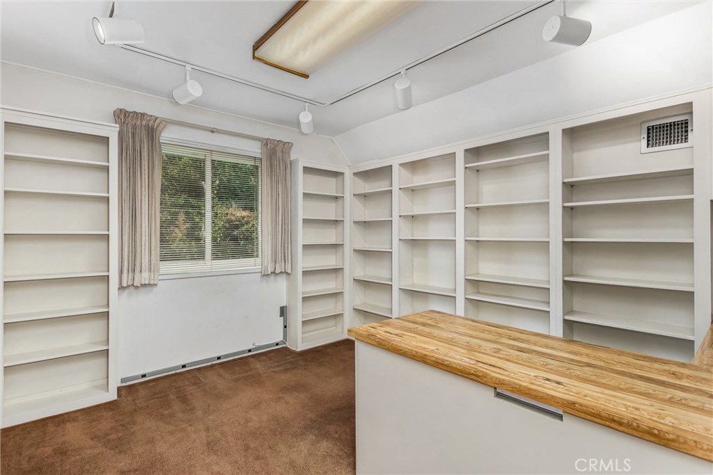 775 Huston Drive Riverside, CA 92507 - Photo 35 of 43