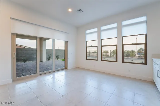 $8,900 | 5022 Slatestone Street, Las Vegas, NV 89135