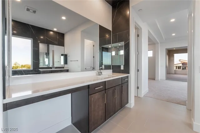 $8,900 | 5022 Slatestone Street, Las Vegas, NV 89135