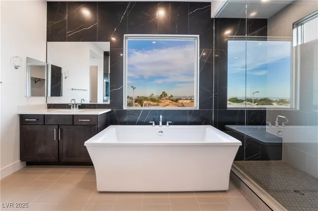 $8,900 | 5022 Slatestone Street, Las Vegas, NV 89135