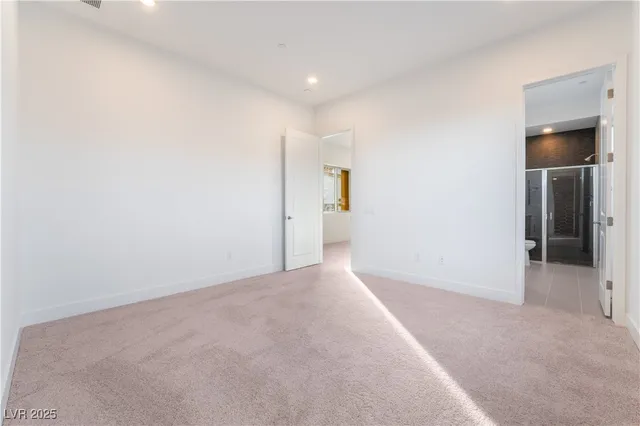 $8,900 | 5022 Slatestone Street, Las Vegas, NV 89135