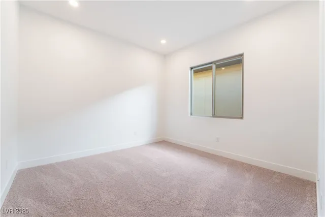 $8,900 | 5022 Slatestone Street, Las Vegas, NV 89135