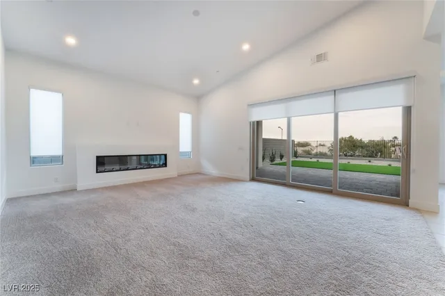 $8,900 | 5022 Slatestone Street, Las Vegas, NV 89135