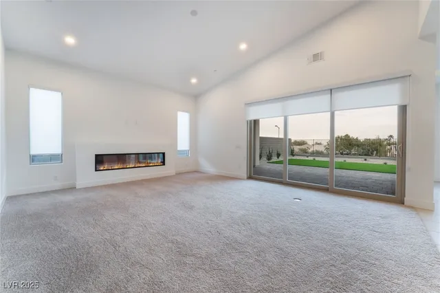 $8,900 | 5022 Slatestone Street, Las Vegas, NV 89135