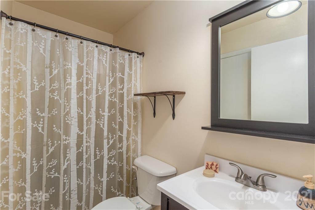 162 Travis Road Cullowhee, NC 28723 - Photo 11 of 29 Gallery Image 11