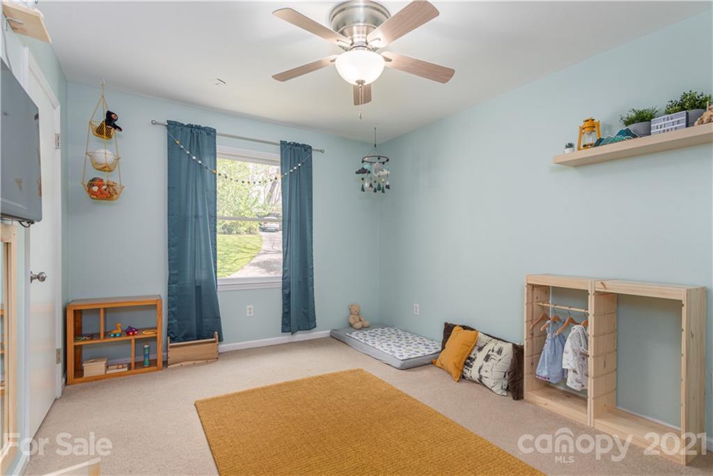 162 Travis Road Cullowhee, NC 28723 - Photo 12 of 29 Gallery Image 12