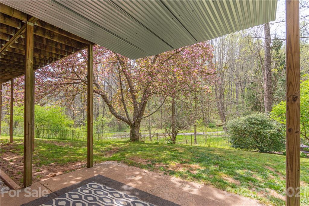 162 Travis Road Cullowhee, NC 28723 - Photo 23 of 29 Gallery Image 23