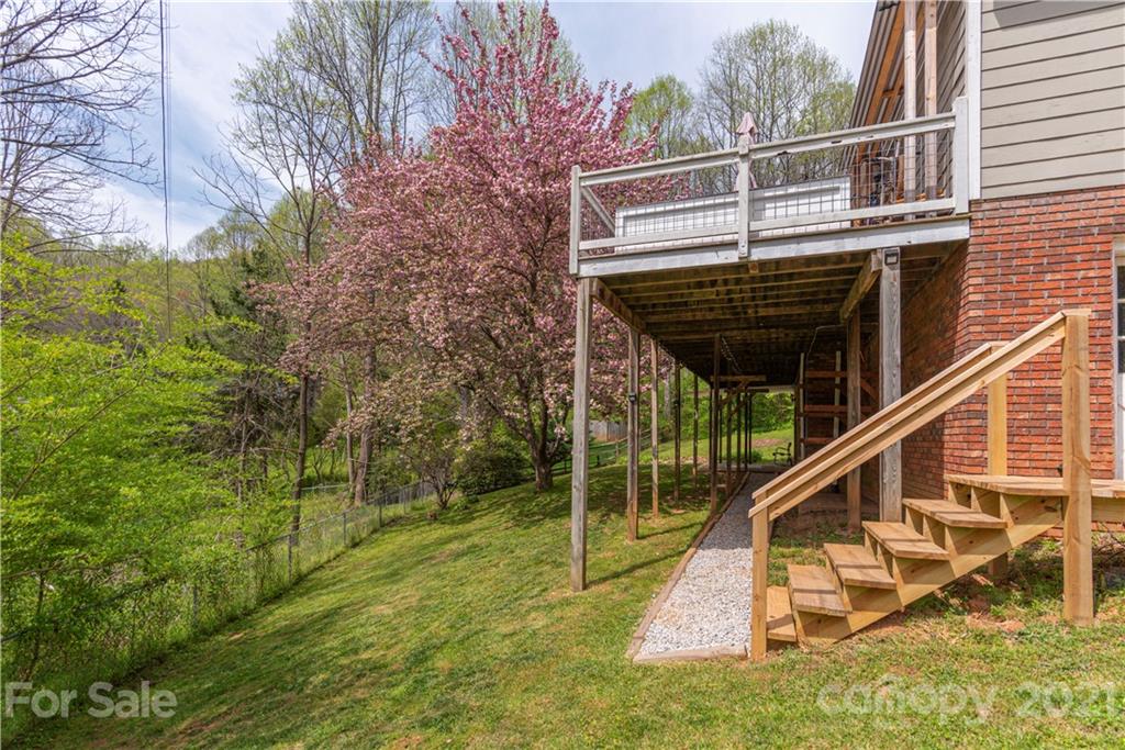 162 Travis Road Cullowhee, NC 28723 - Photo 27 of 29 Gallery Image 27