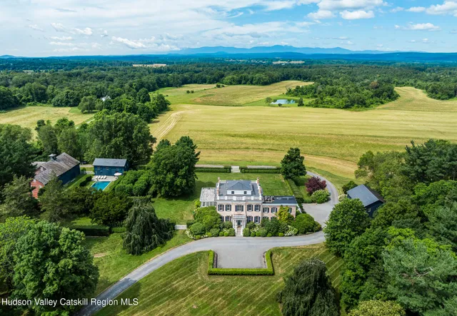 $14,500,000 | 199 Eichybush Road, Kinderhook, NY 12106