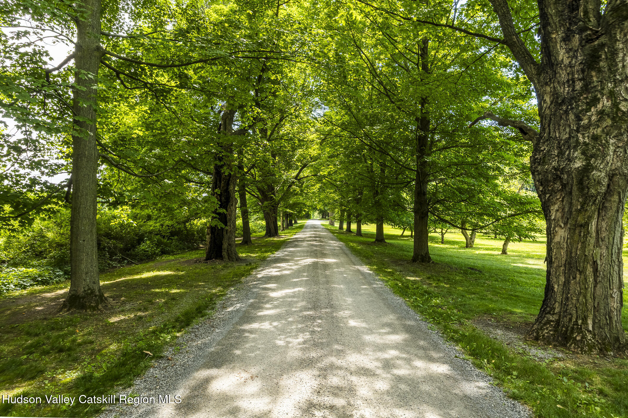 199 Eichybush Road Kinderhook, NY 12106 - Photo 2 of 54 3-Drive