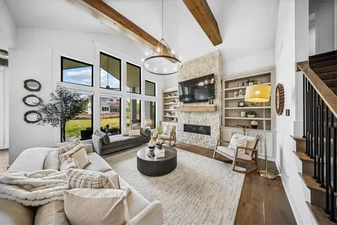 $1,000,000 | 16804 South Rosehill Street, Overland Park, KS 66221